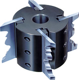 Universal cutter block with serrated knives